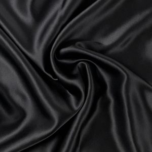 jedwabna poszewka czarna